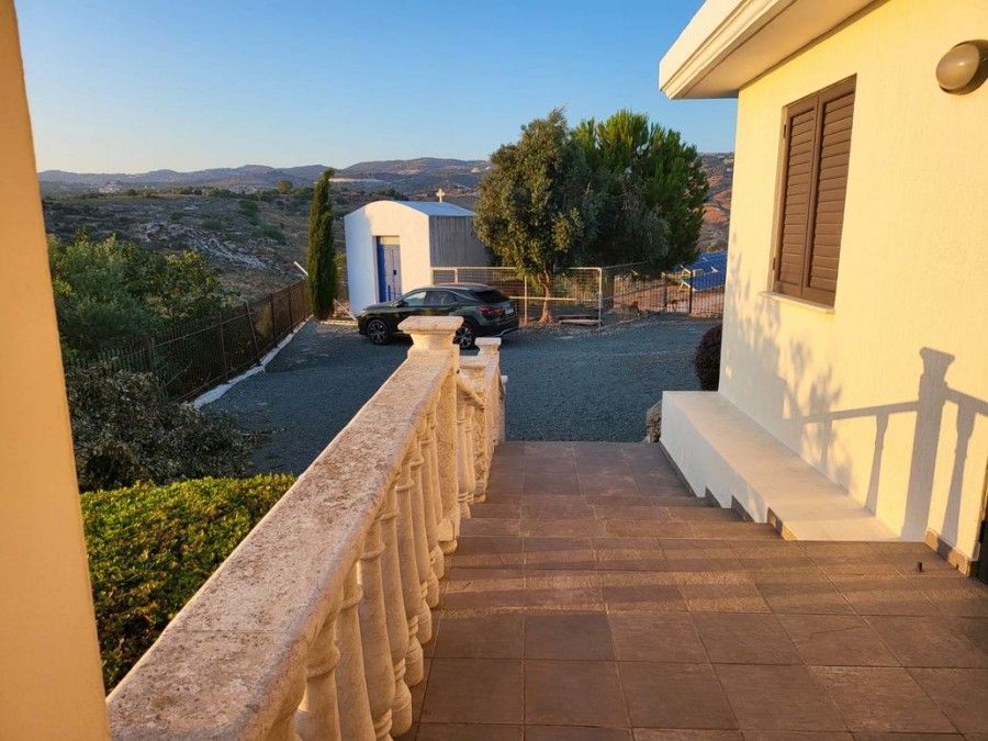 Bungalow in Paphos, Cyprus, 340 m² - picture 11