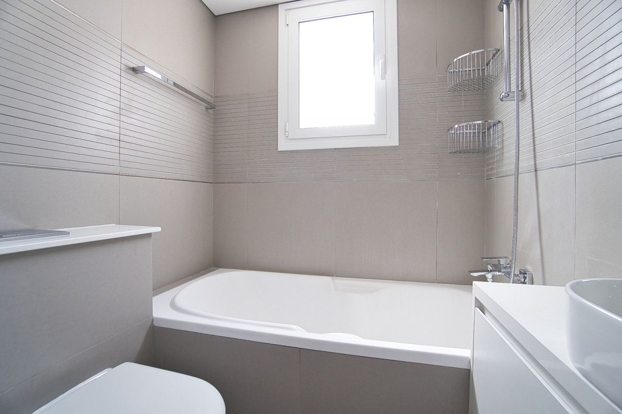 Apartment in Limassol, Cyprus, 80 m² - picture 11