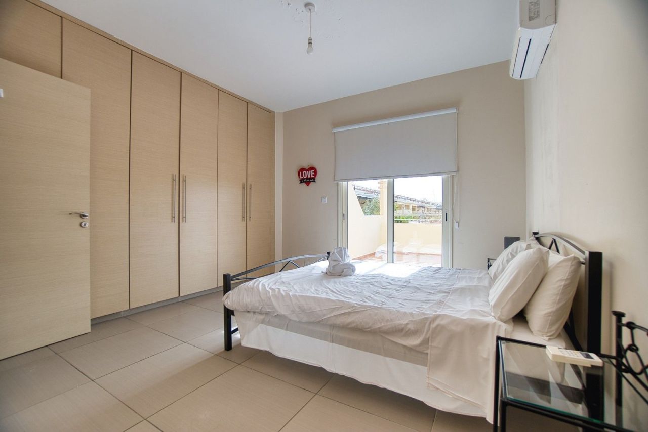 Penthouse in Paphos, Cyprus, 225 m² - picture 11