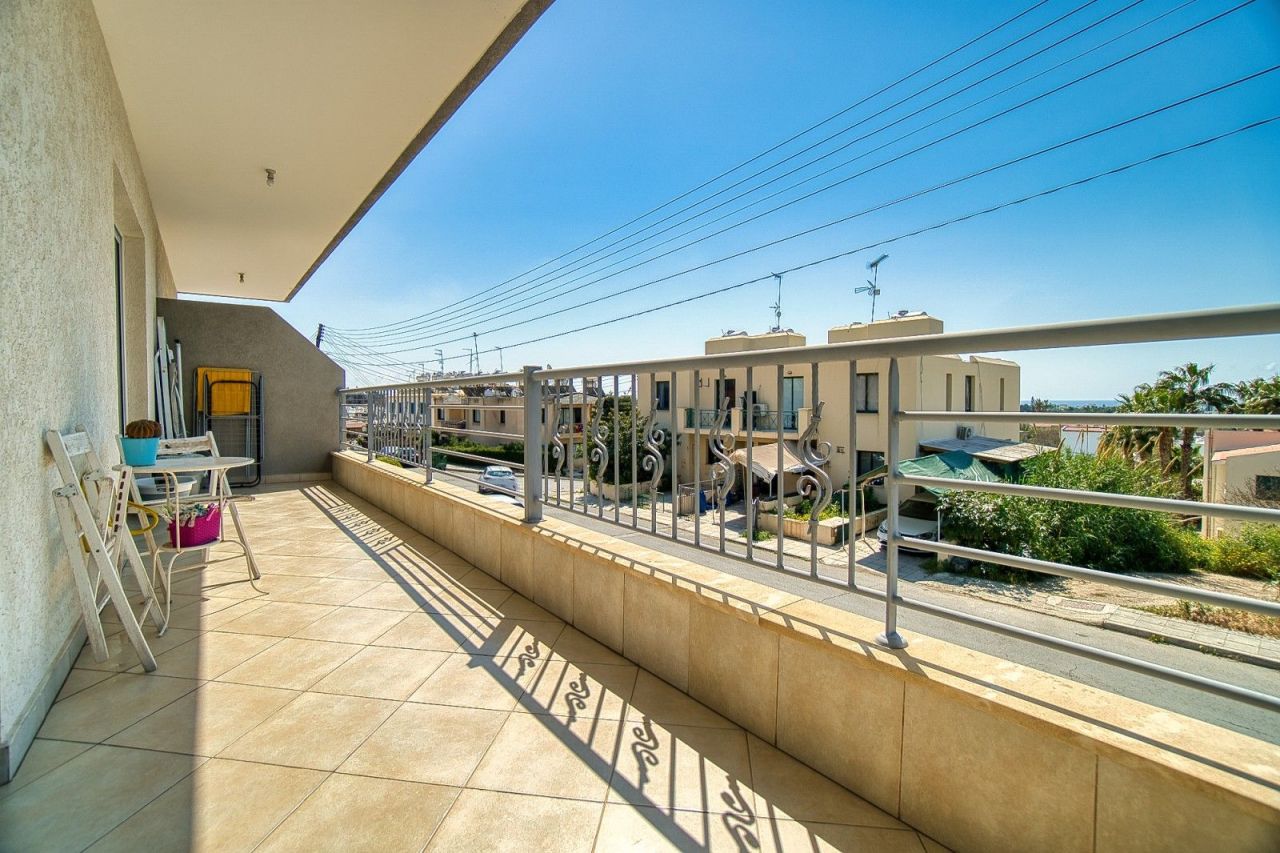 Apartment in Paphos, Cyprus, 95 m² - picture 11