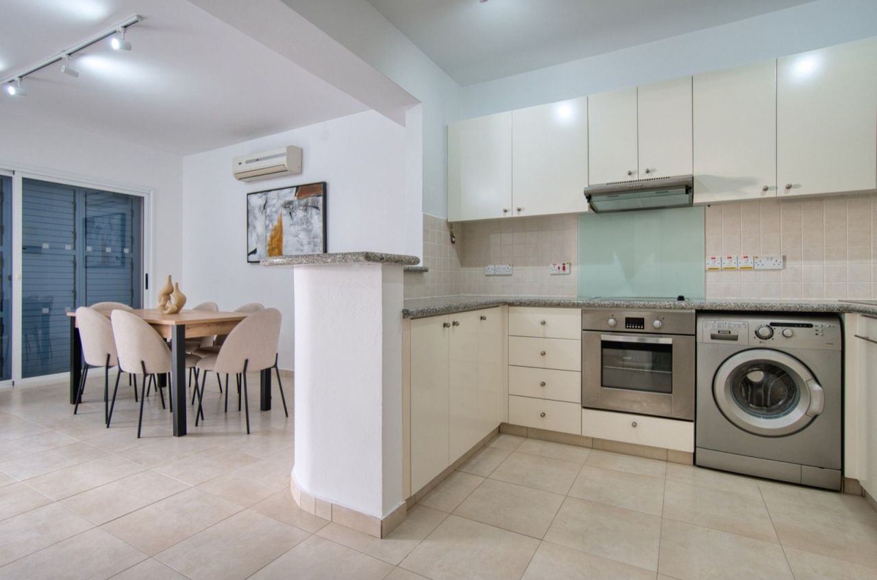 Casa adosada en Pafos, Chipre, 99 m² - imagen 11