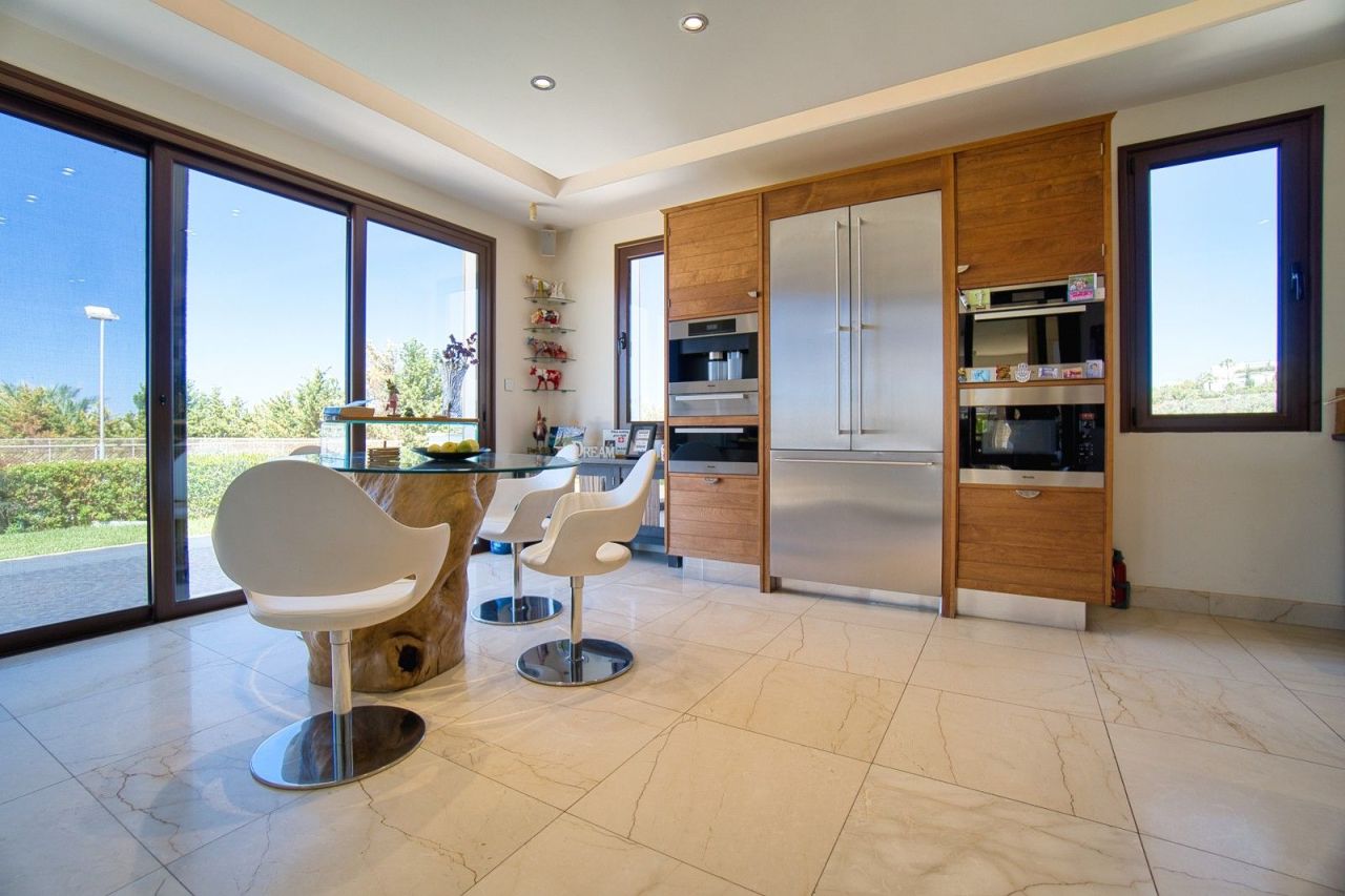 Villa in Paphos, Zypern, 817 m² - Foto 12