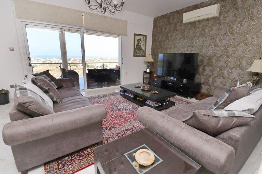 Villa in Paphos, Cyprus, 350 m² - picture 12