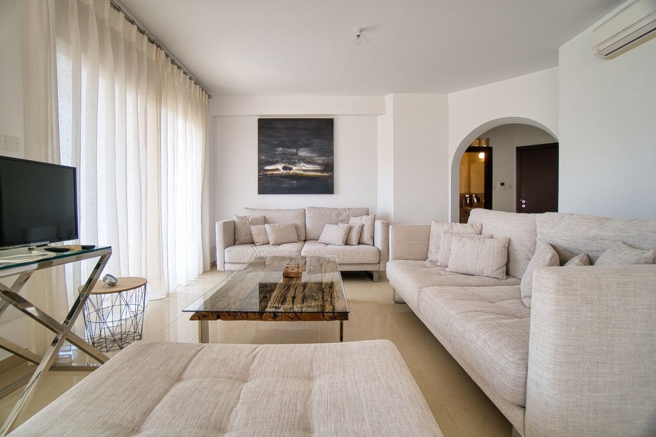 Penthouse in Paphos, Cyprus, 100 m² - picture 12