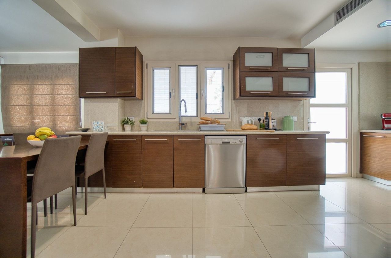 Villa en Pafos, Chipre, 370 m² - imagen 12