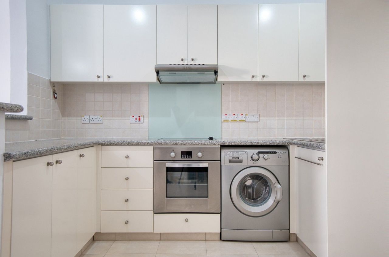 Casa adosada en Pafos, Chipre, 99 m² - imagen 12