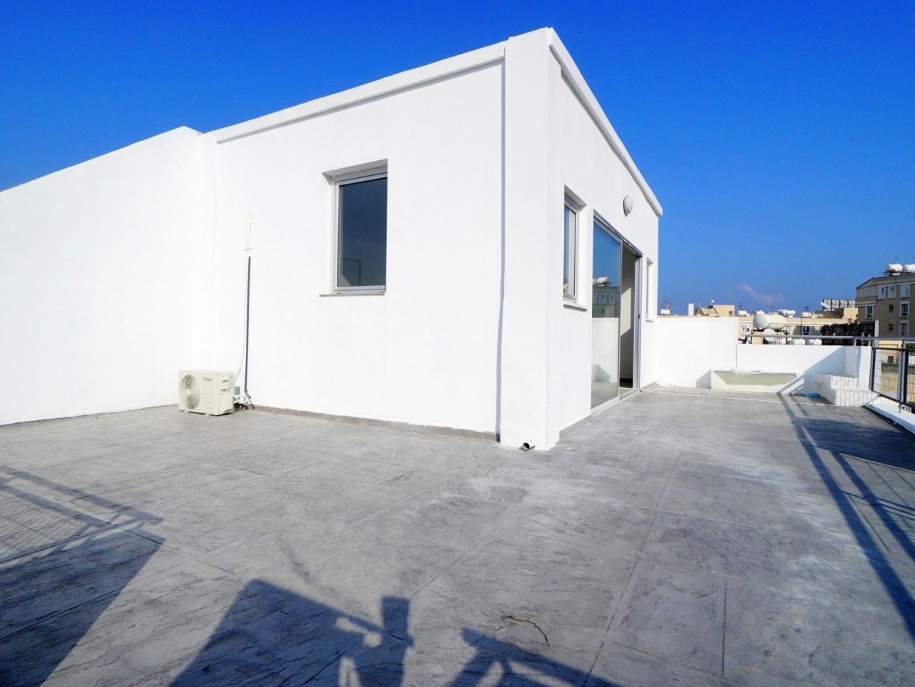 Penthouse in Larnaca, Cyprus, 130 m² - picture 13