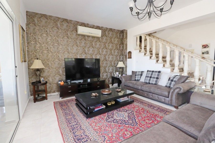 Villa in Paphos, Cyprus, 350 m² - picture 13