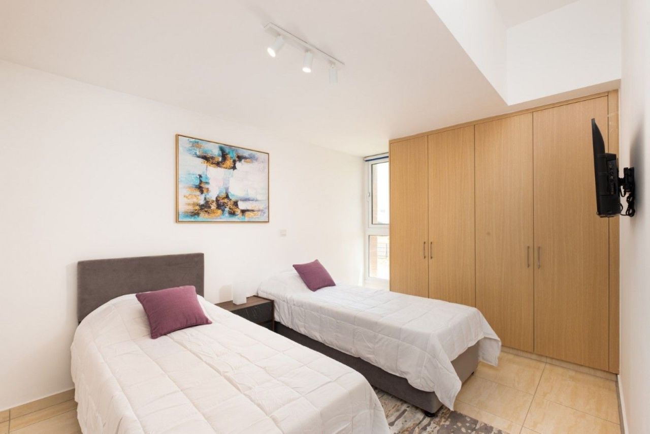 Villa en Lárnaca, Chipre, 285 m² - imagen 13