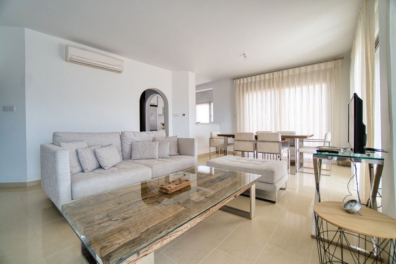 Penthouse in Paphos, Cyprus, 100 m² - picture 13