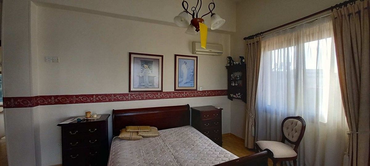 Townhouse in Paphos, Cyprus - picture 13