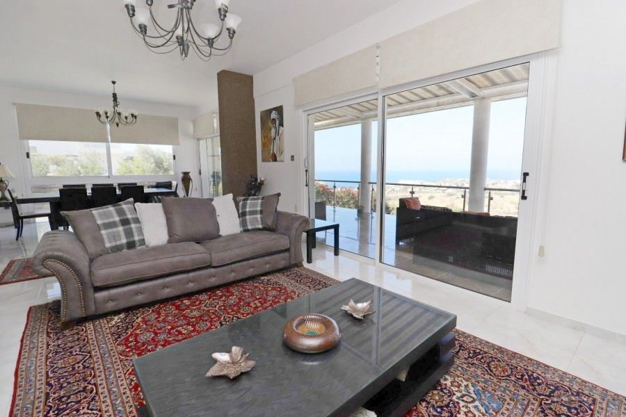 Villa in Paphos, Cyprus, 350 m² - picture 14