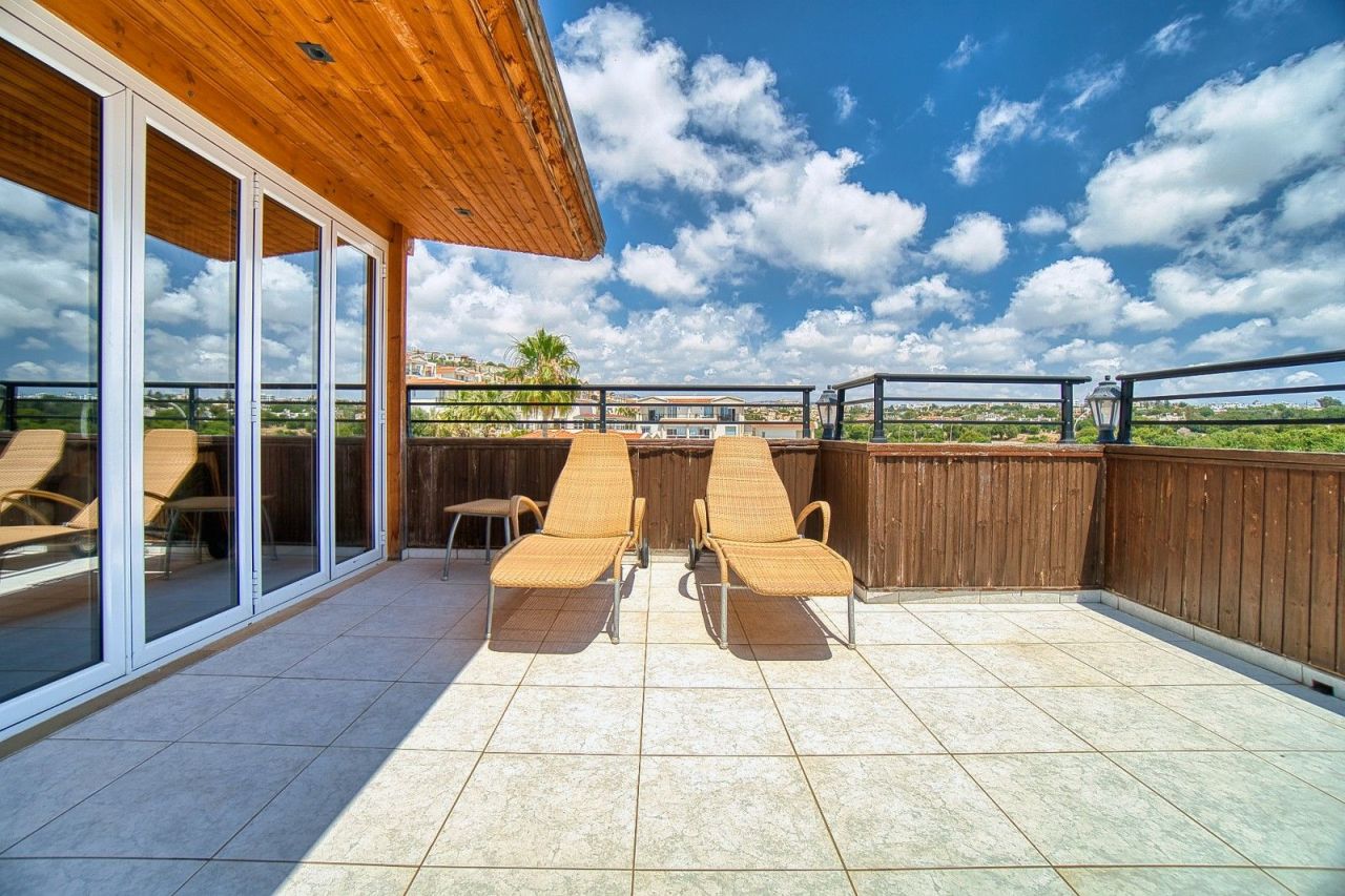 Ático en Pafos, Chipre, 68 m² - imagen 14