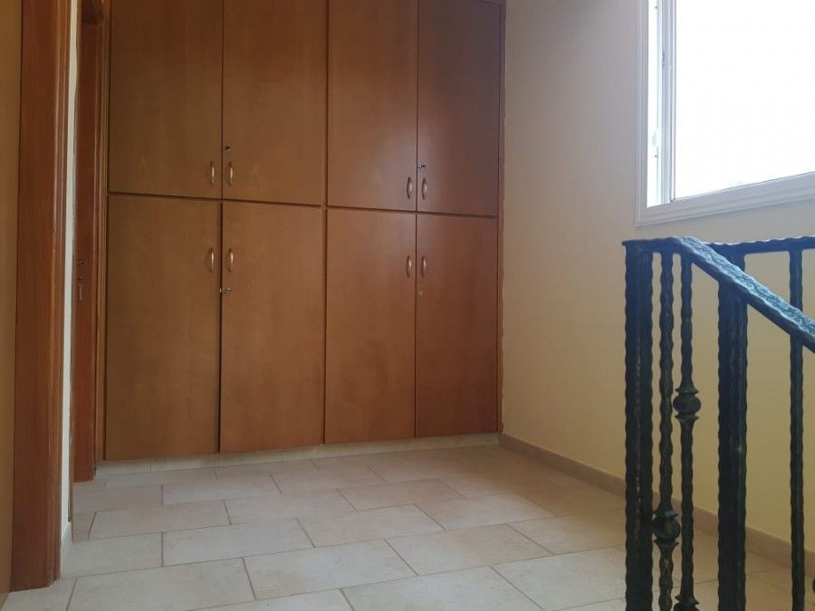 Villa in Paphos, Cyprus - picture 13