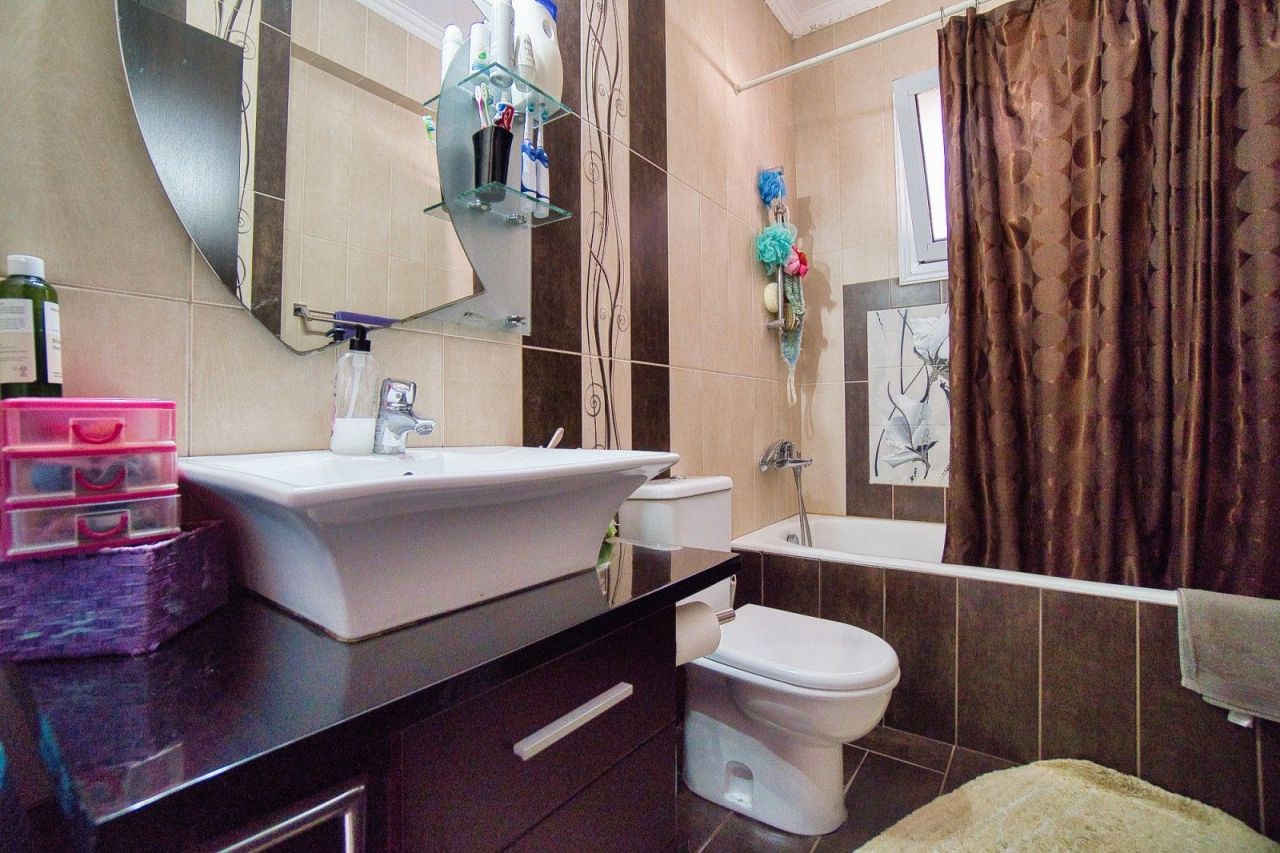 Apartment in Paphos, Cyprus, 95 m² - picture 15