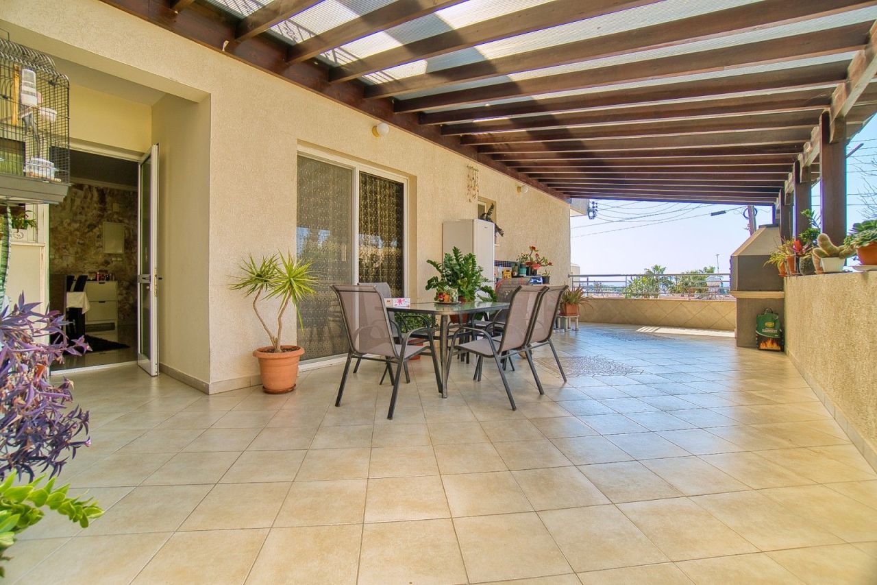 Apartment in Paphos, Cyprus, 95 m² - picture 16