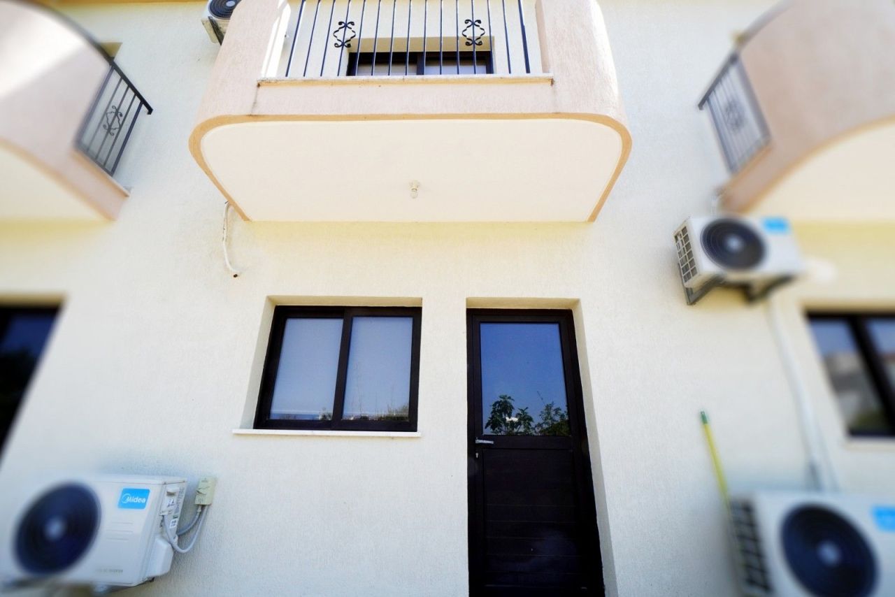 Casa adosada en Lárnaca, Chipre, 129 m² - imagen 16