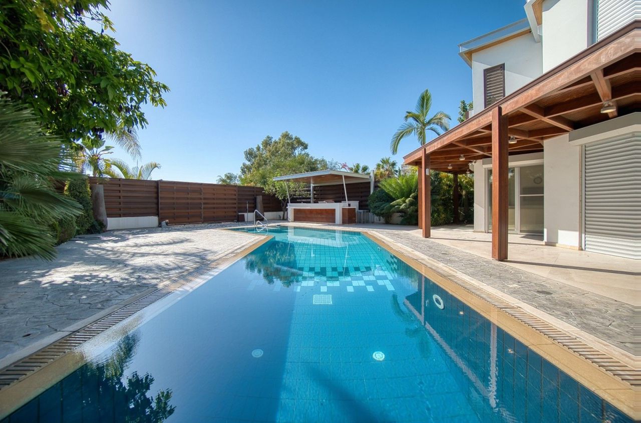 Villa in Limassol, Cyprus, 331 m² - picture 16