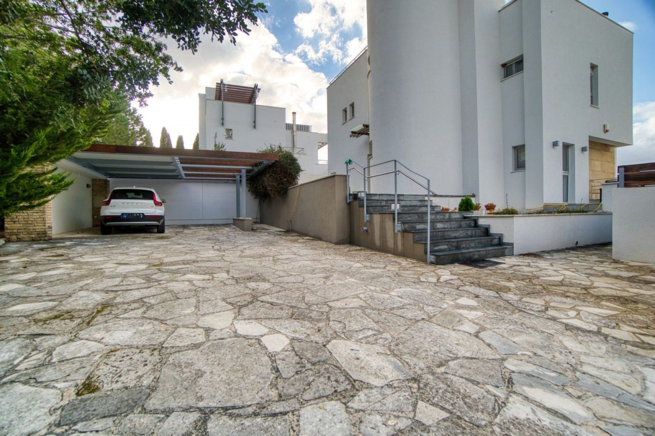 Villa in Paphos, Cyprus - picture 16