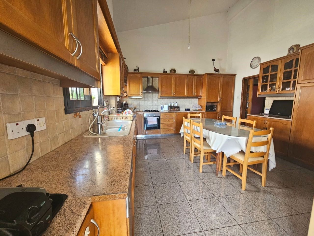 Villa a Limassol, Cipro, 558 m² - foto 16