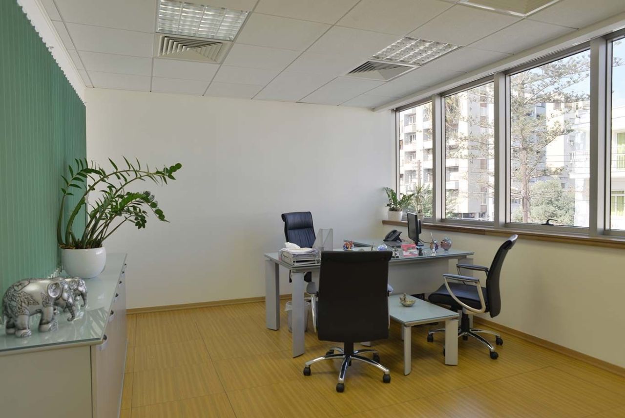 Biens commerciaux à Limassol, Chypre, 2 256 m² - image 17