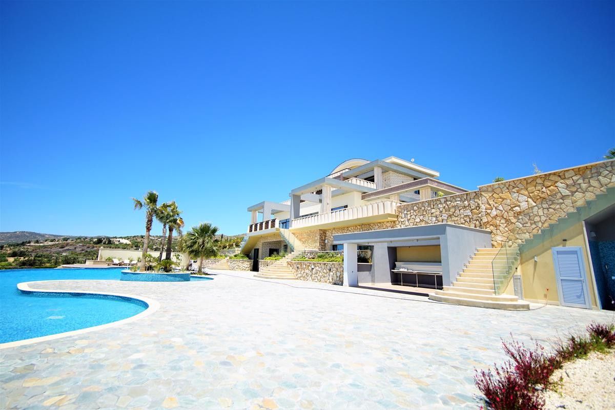 Villa in Paphos, Cyprus, 830 m² - picture 17