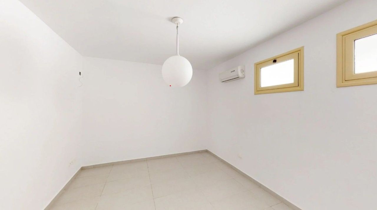 Bungalow in Paphos, Cyprus, 204 m² - picture 17