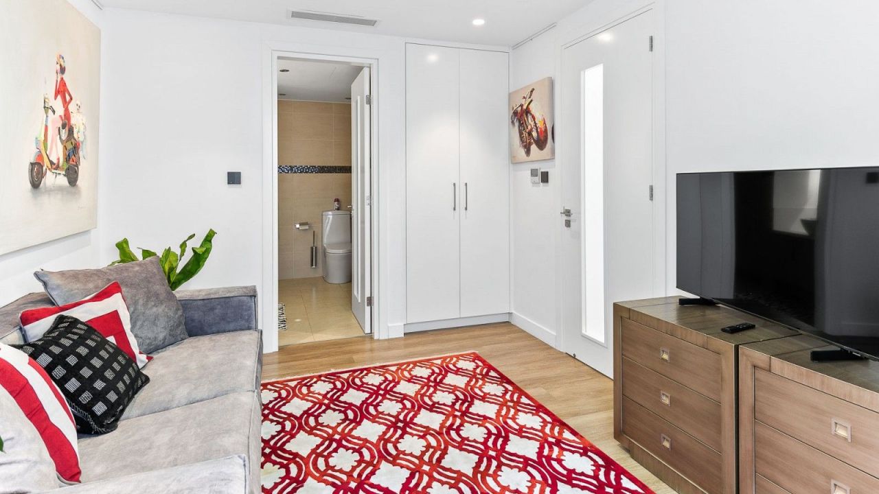 Villa in Paphos, Cyprus, 277 m² - picture 17