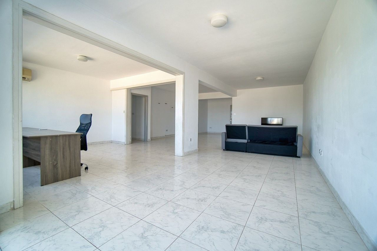 Apartment in Paphos, Cyprus, 174 m² - picture 17