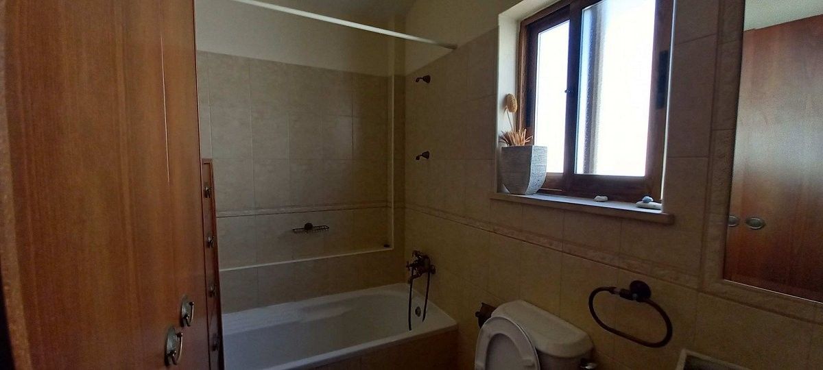 Townhouse in Paphos, Cyprus - picture 17