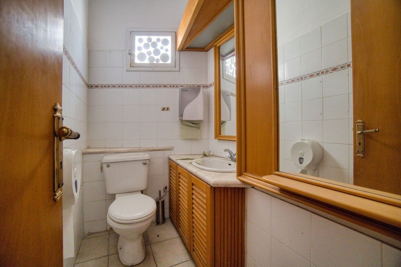 Cafetería, restaurante en Pafos, Chipre, 204 m² - imagen 17