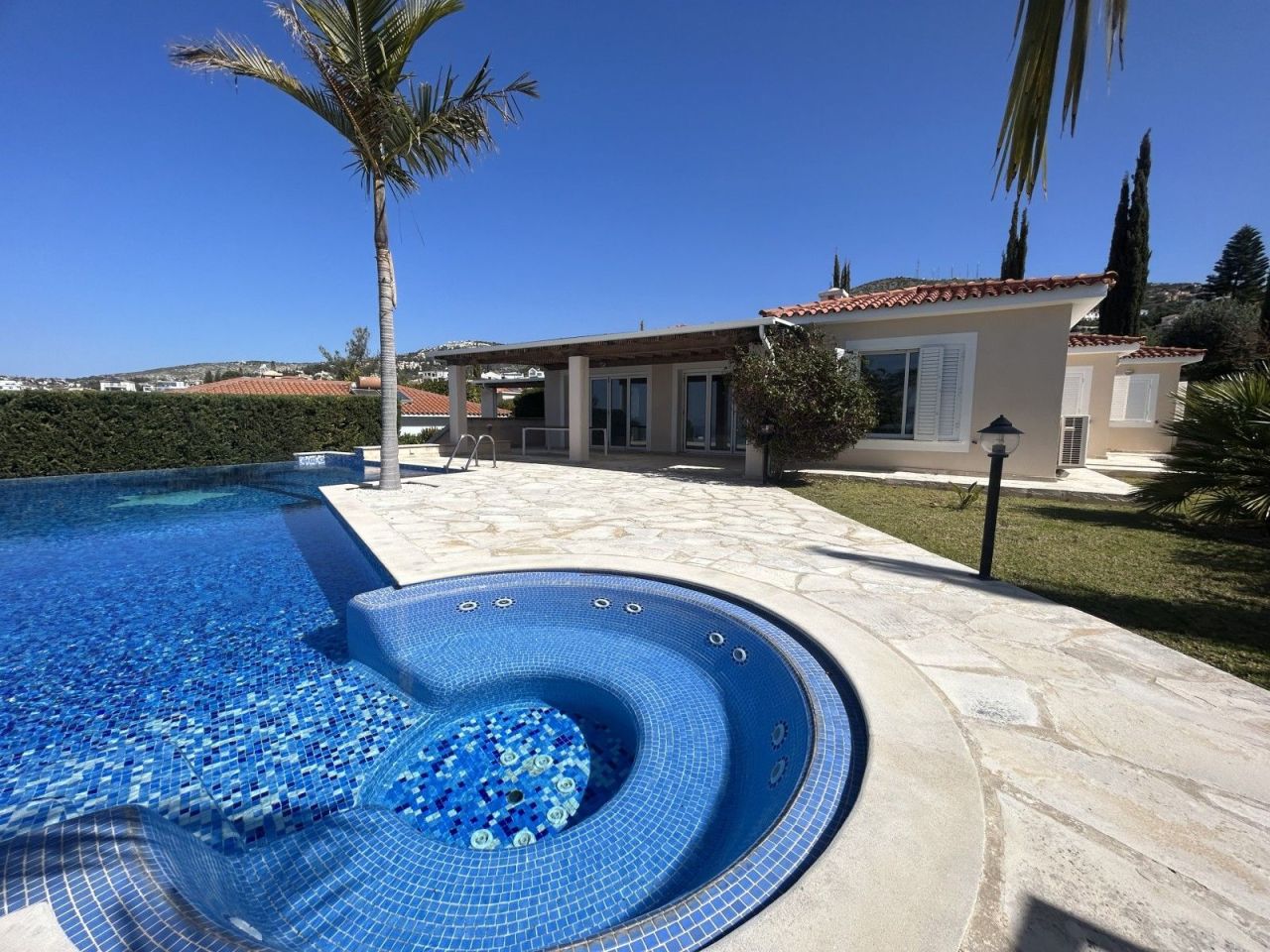 Bungalow in Paphos, Cyprus, 200 m² - picture 18