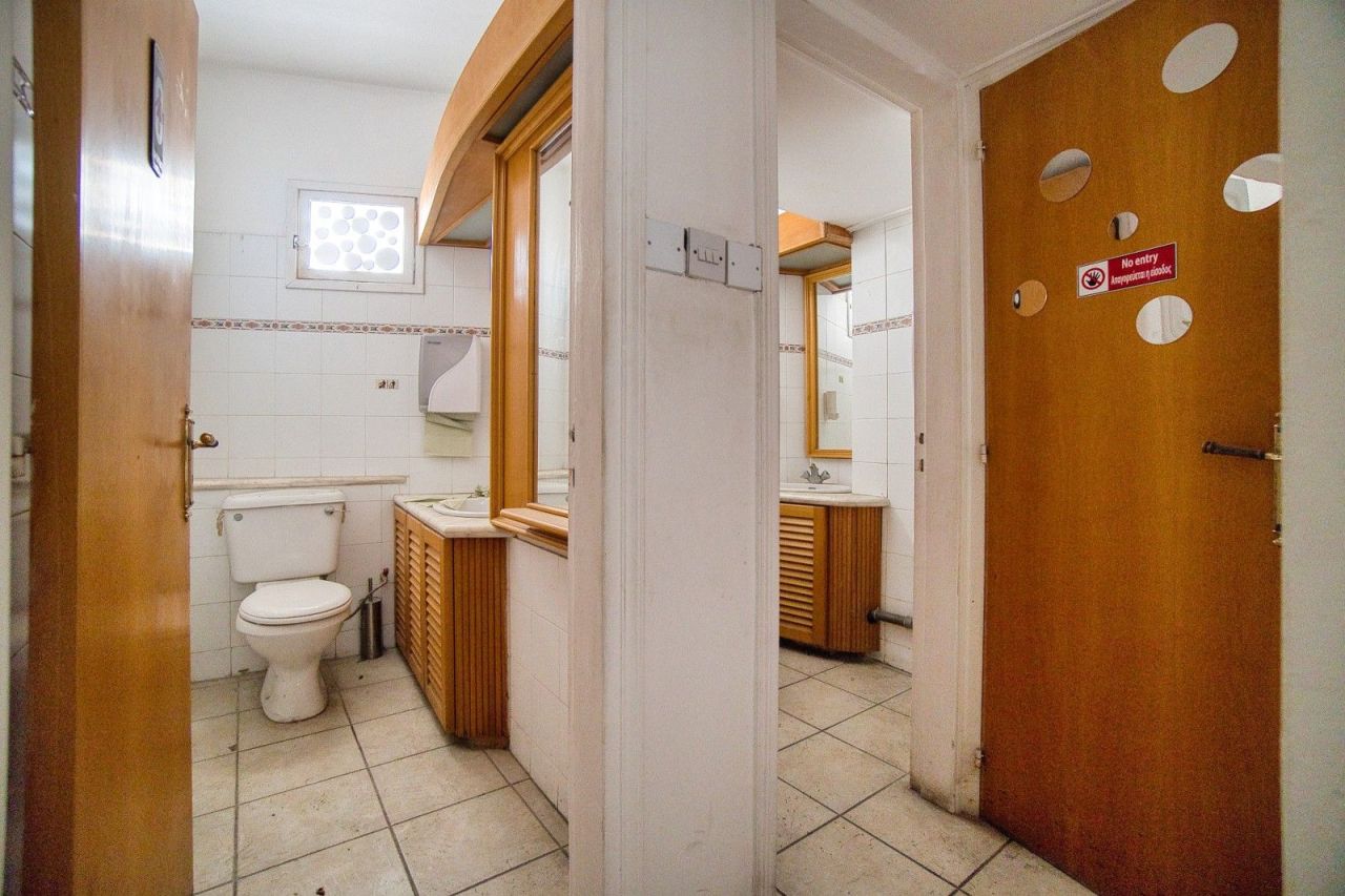 Cafetería, restaurante en Pafos, Chipre, 204 m² - imagen 19