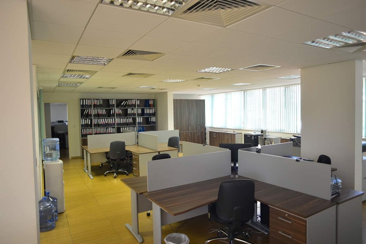 Biens commerciaux à Limassol, Chypre, 2 256 m² - image 19