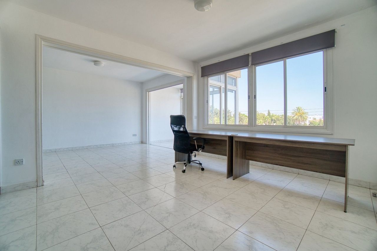 Apartment in Paphos, Cyprus, 174 m² - picture 19