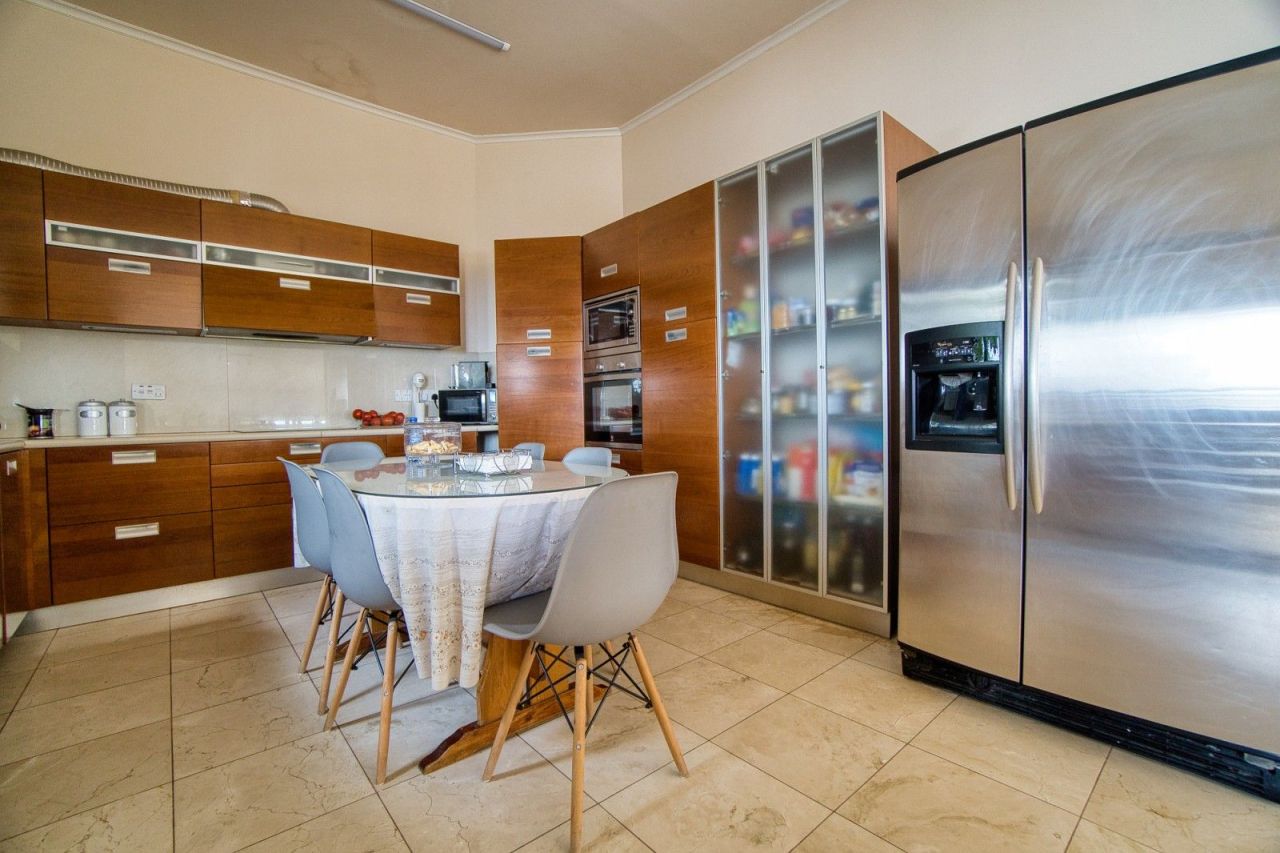 Villa in Paphos, Cyprus, 350 m² - picture 19