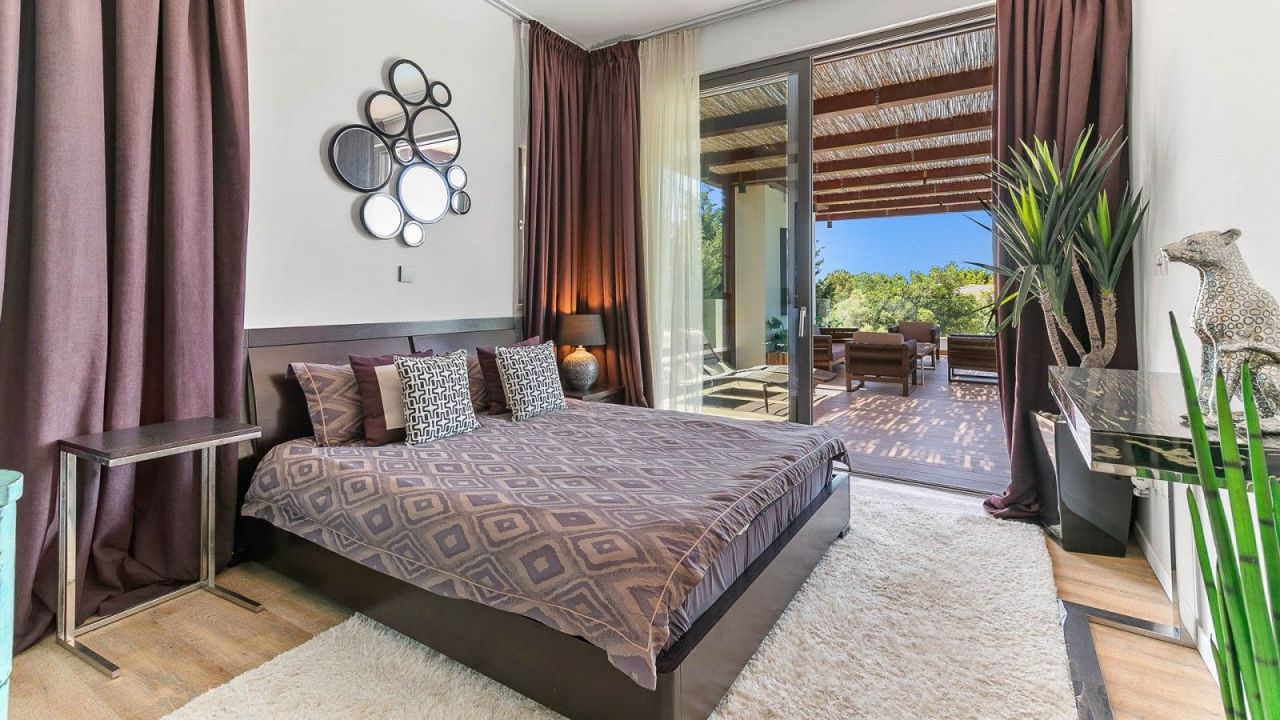 Villa in Paphos, Cyprus, 277 m² - picture 19