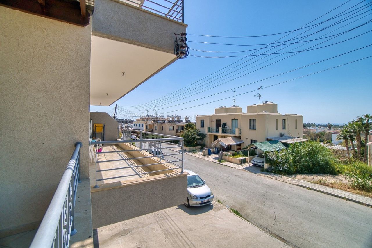 Apartment in Paphos, Cyprus, 95 m² - picture 19