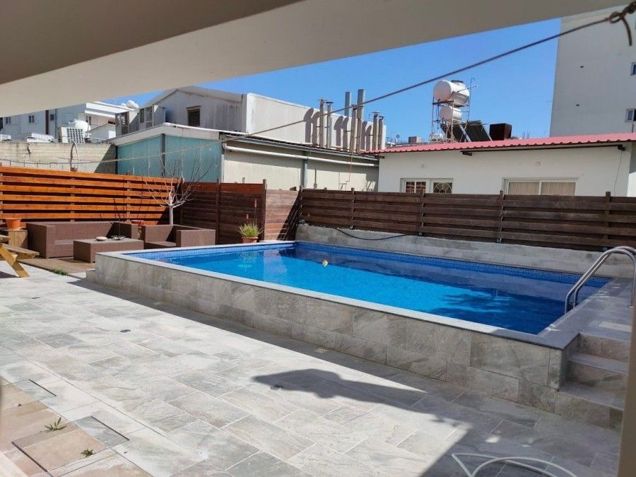 Biens commerciaux à Larnaca, Chypre, 500 m² - image 19