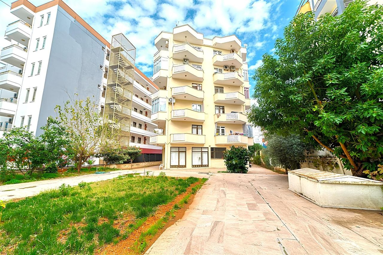 Apartment in Alanya, Turkey, 80 m² - picture 1