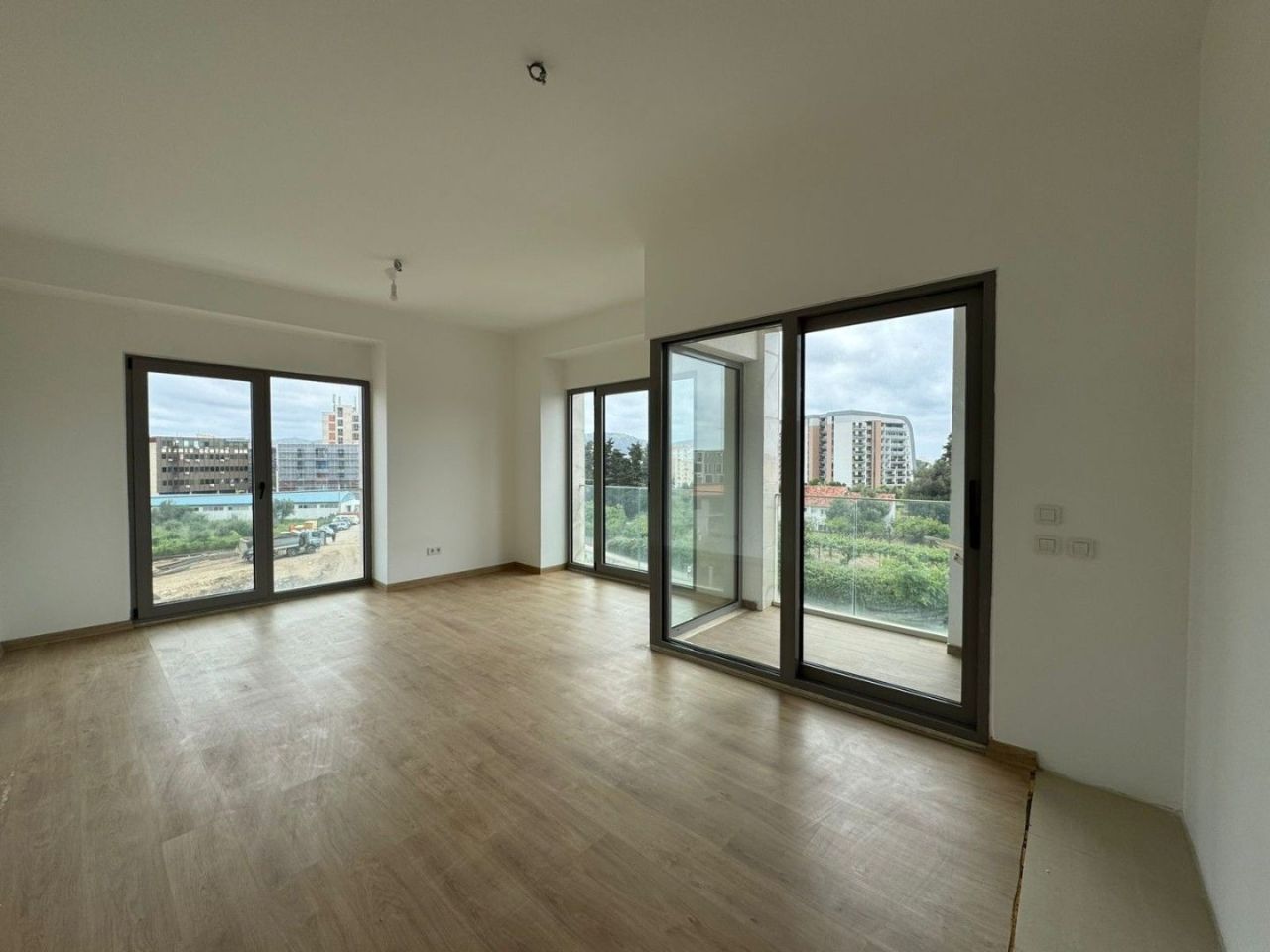 Wohnung in Bar, Montenegro, 73 m² - Foto 2