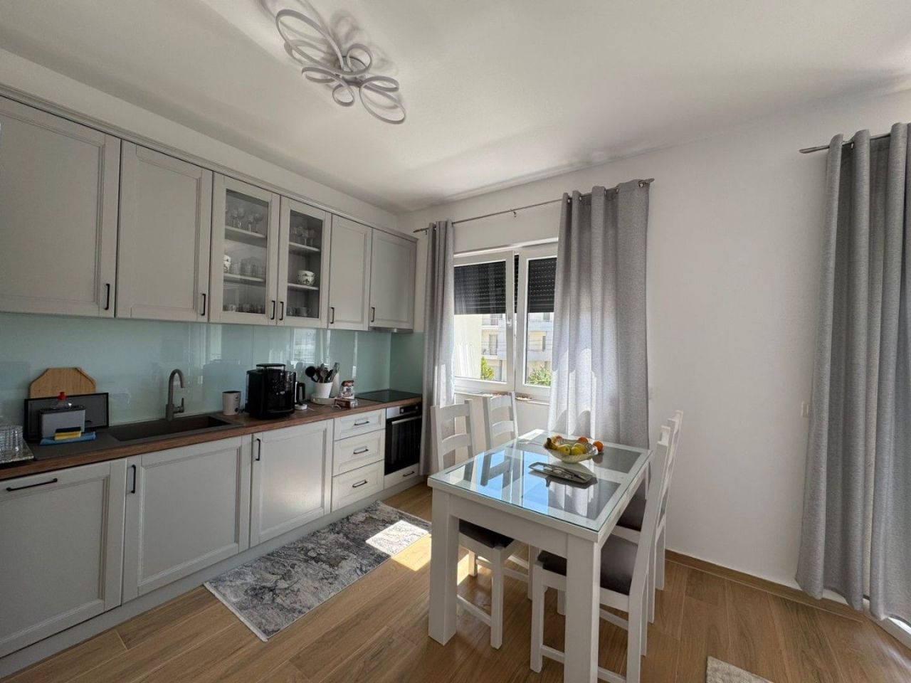 Flat in Ulcinj, Montenegro, 65 m² - picture 5