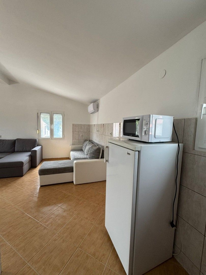 House in Bar, Montenegro, 130 m² - picture 12