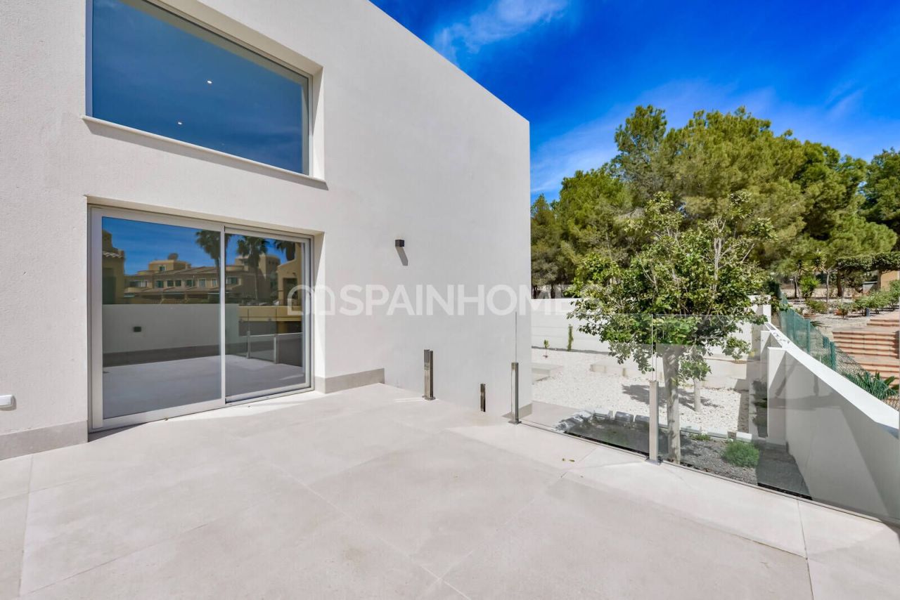 Villa in Finestrat, Spanien, 380 m² - Foto 1