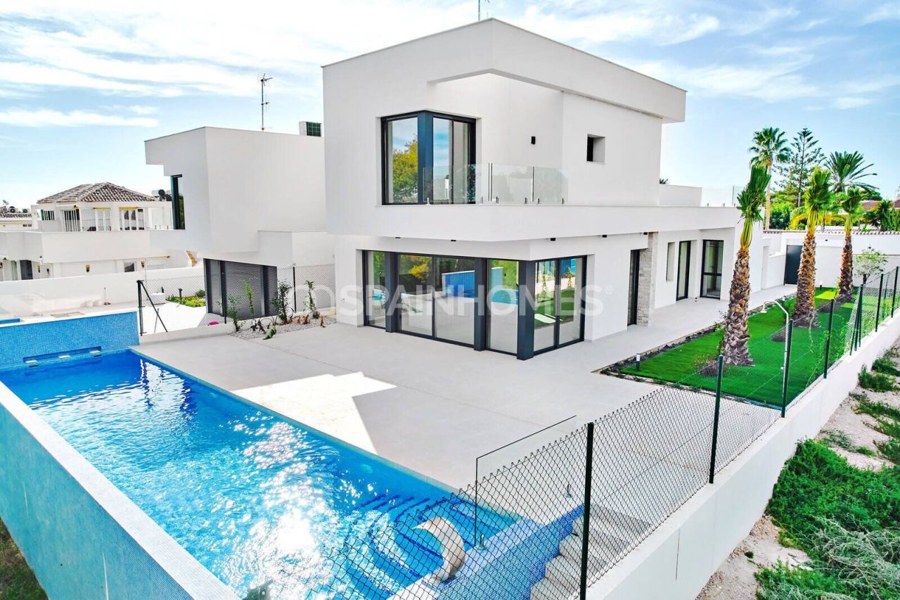 Villa in Orihuela, Spanien, 151 m² - Foto 1
