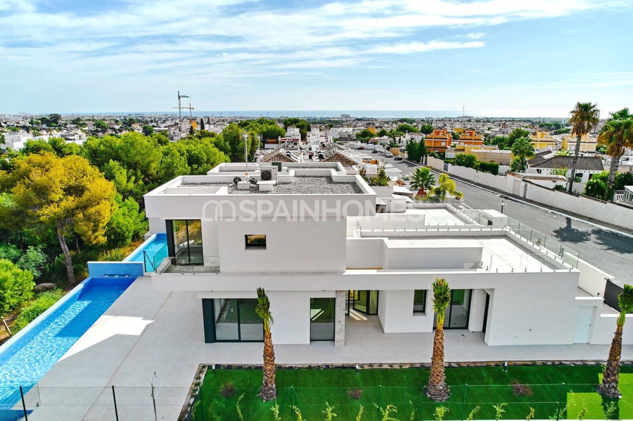 Villa in Orihuela, Spain, 151 m² - picture 10