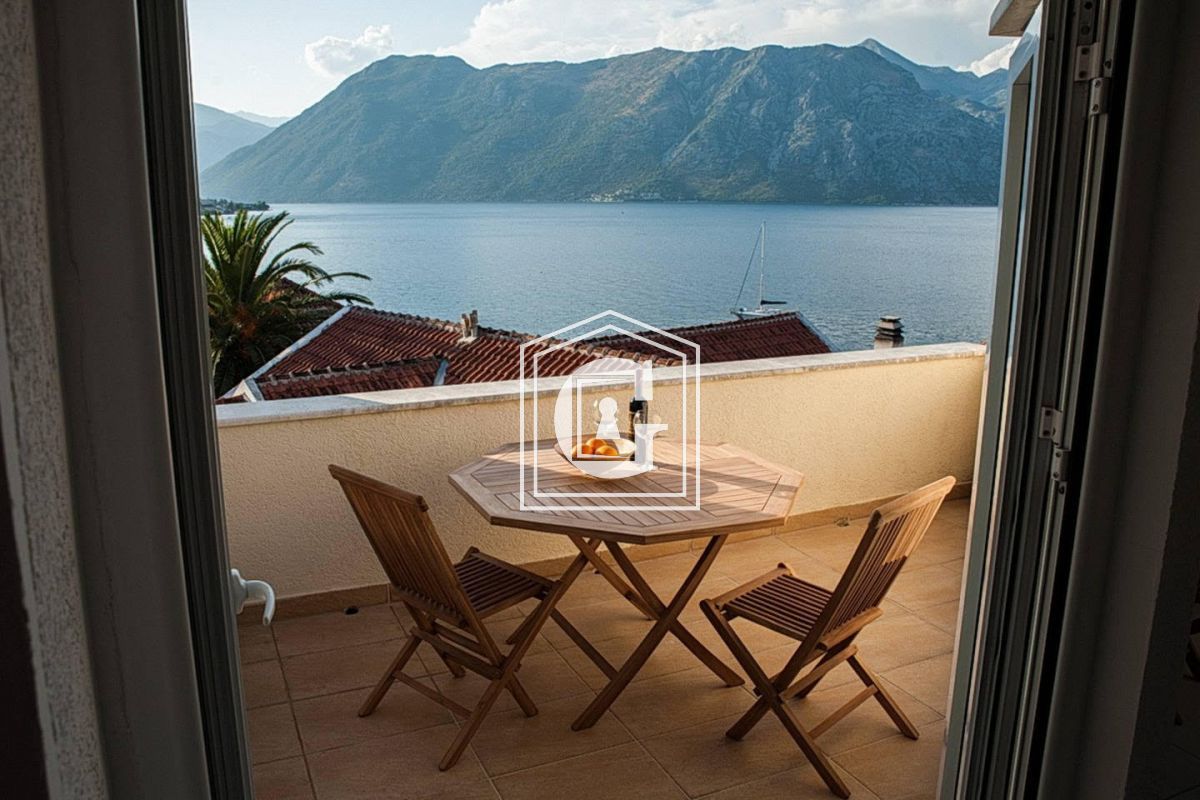 Apartment in Kavac, Montenegro, 54 m² - picture 1