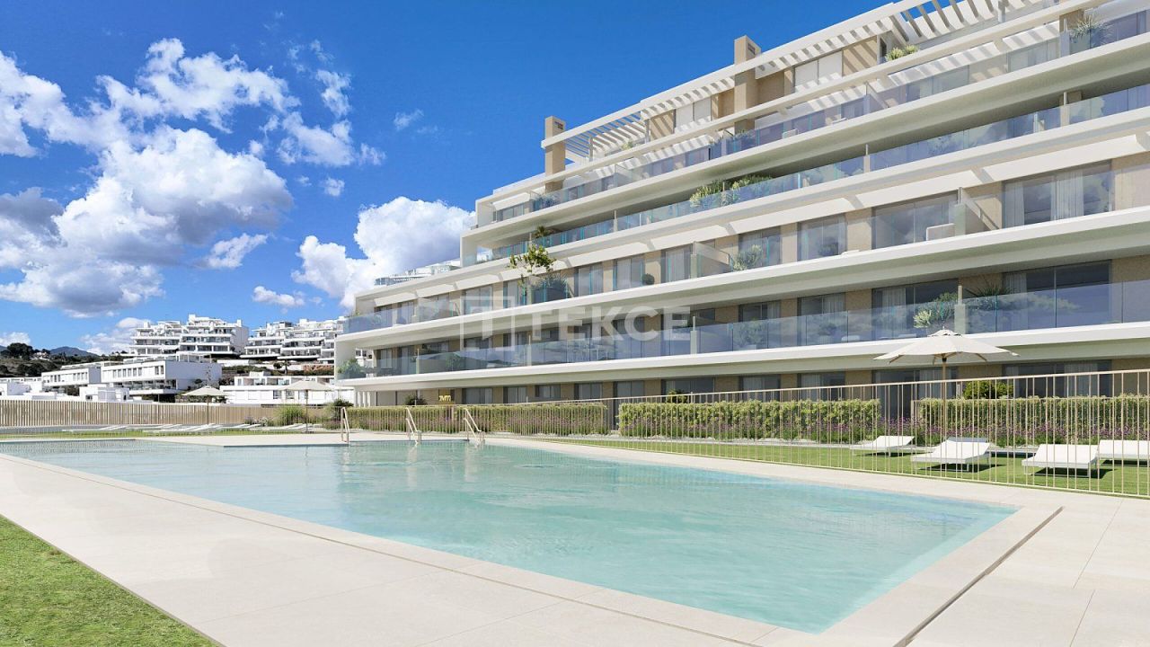 Apartment in Estepona, Spain, 81 m² - picture 1