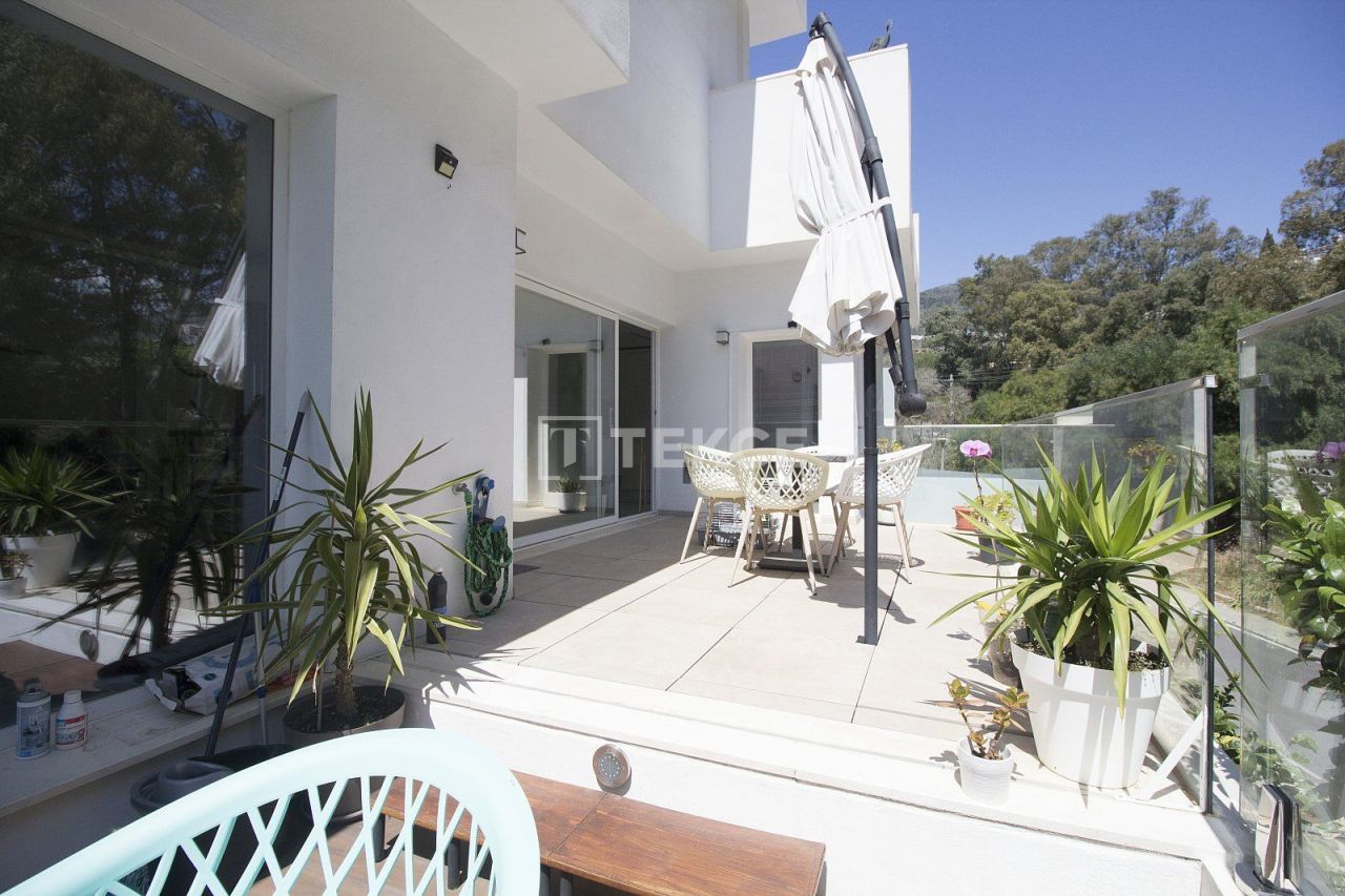 Villa à Benalmadena, Espagne, 261 m² - image 1
