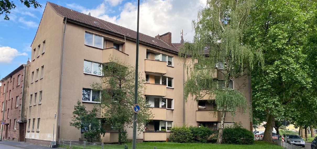 Commercial apartment building in Duisburg, Germany, 13 406 m² - picture 1